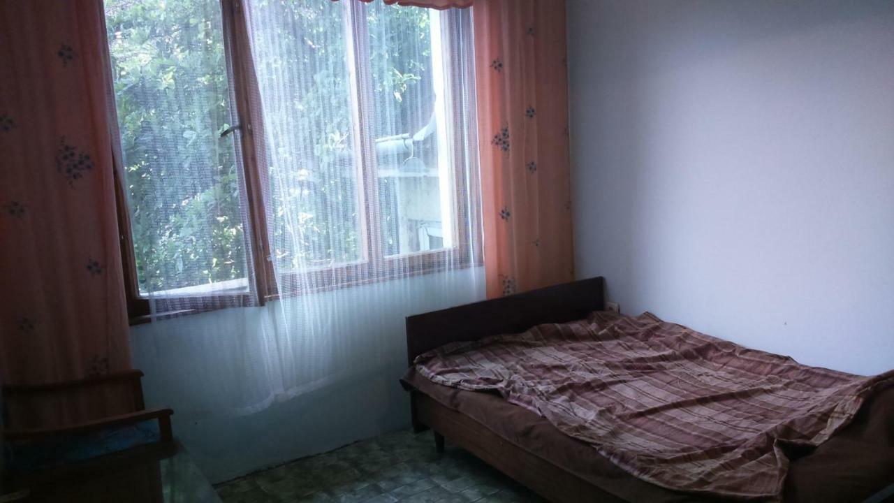 Вилна Зона Златни Пясъци, Спирка Ален Мак Várna Kültér fotó